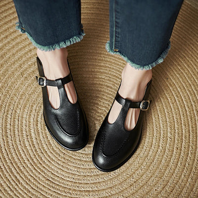 Mia | Vintage T-Strap Pumps