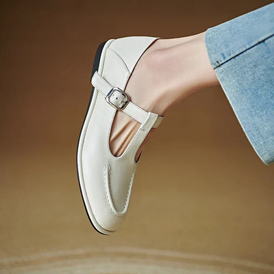 Mia | Vintage T-Strap Pumps