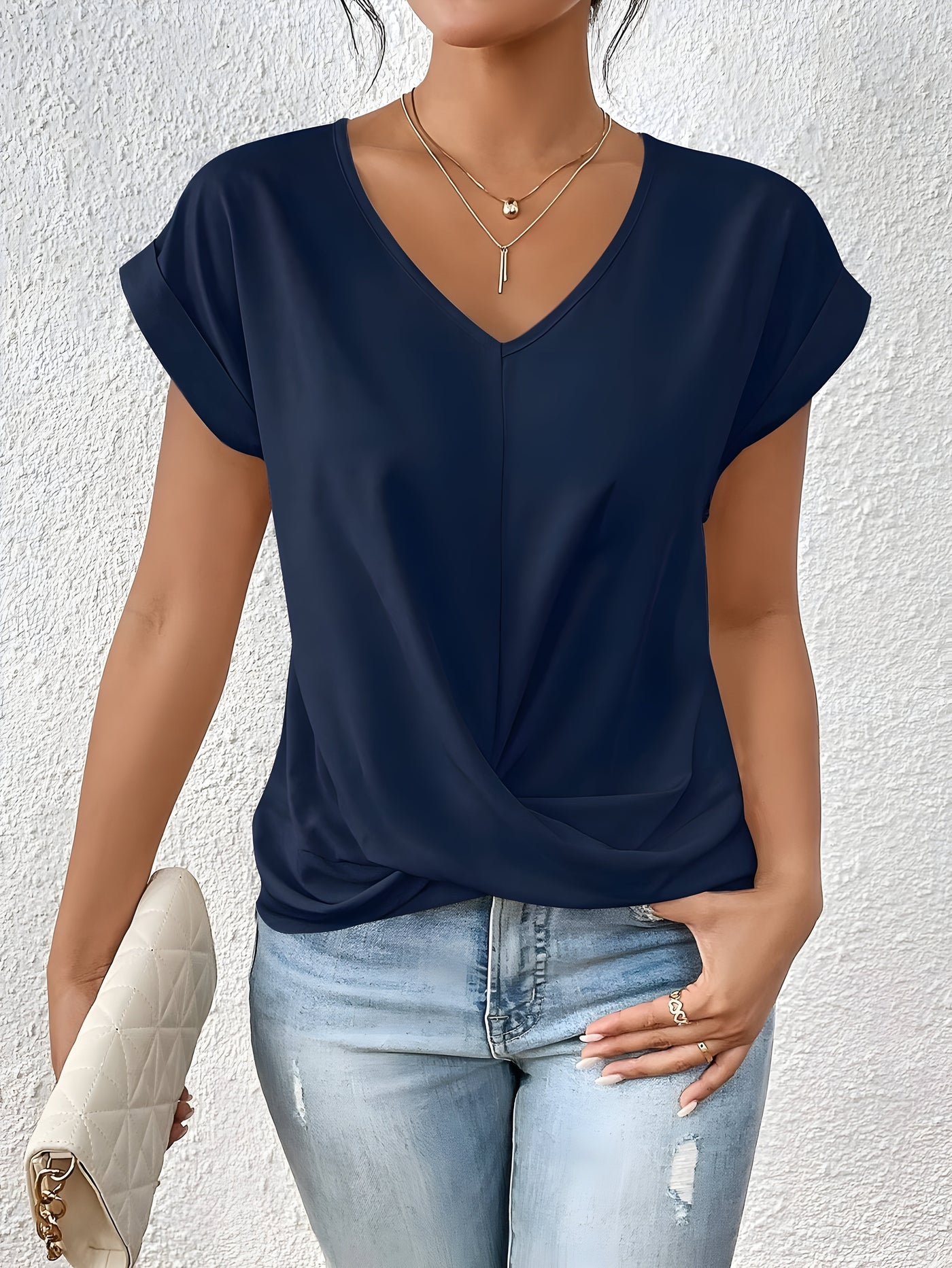 Lila | Twist Front Top
